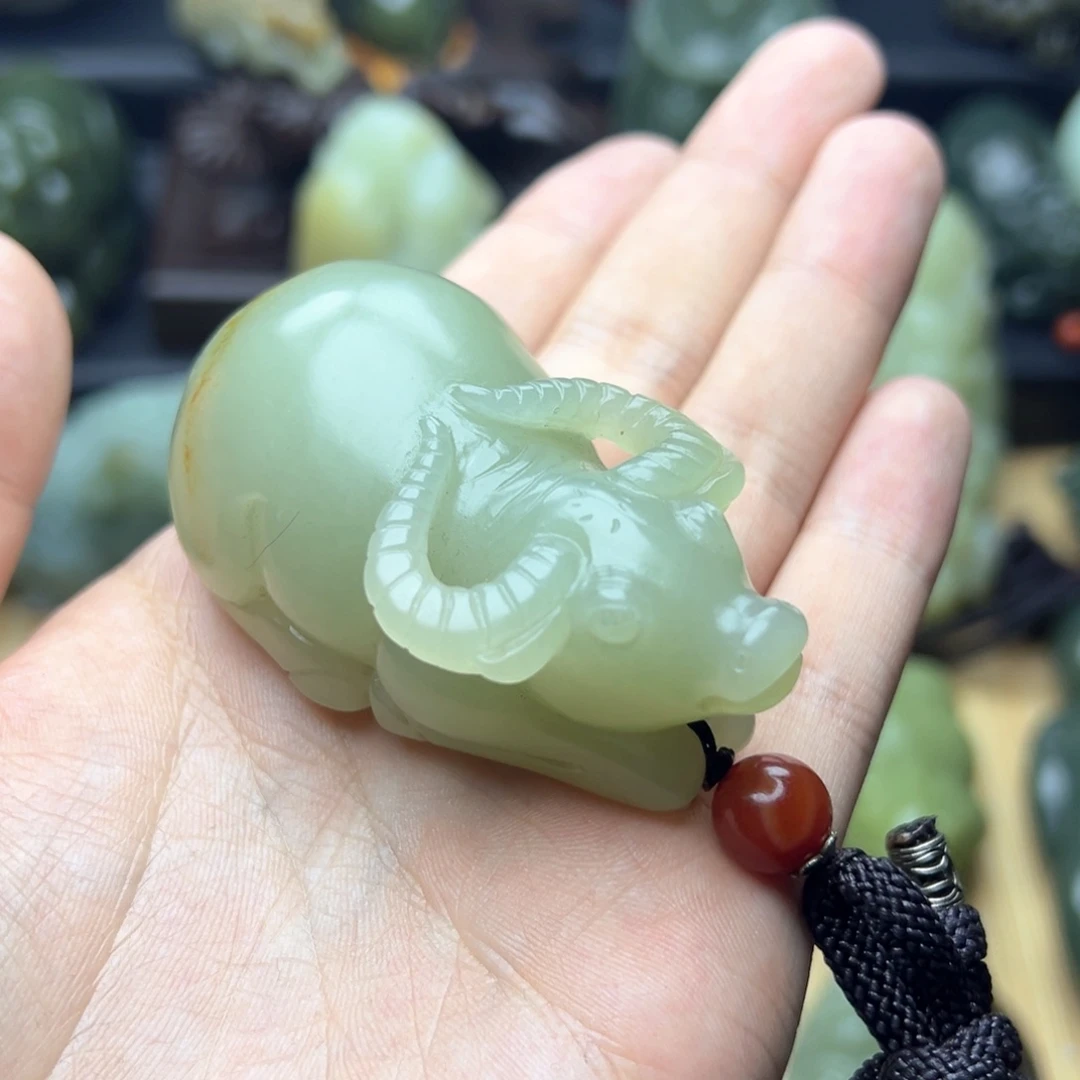 和田玉把件未镶嵌星***归