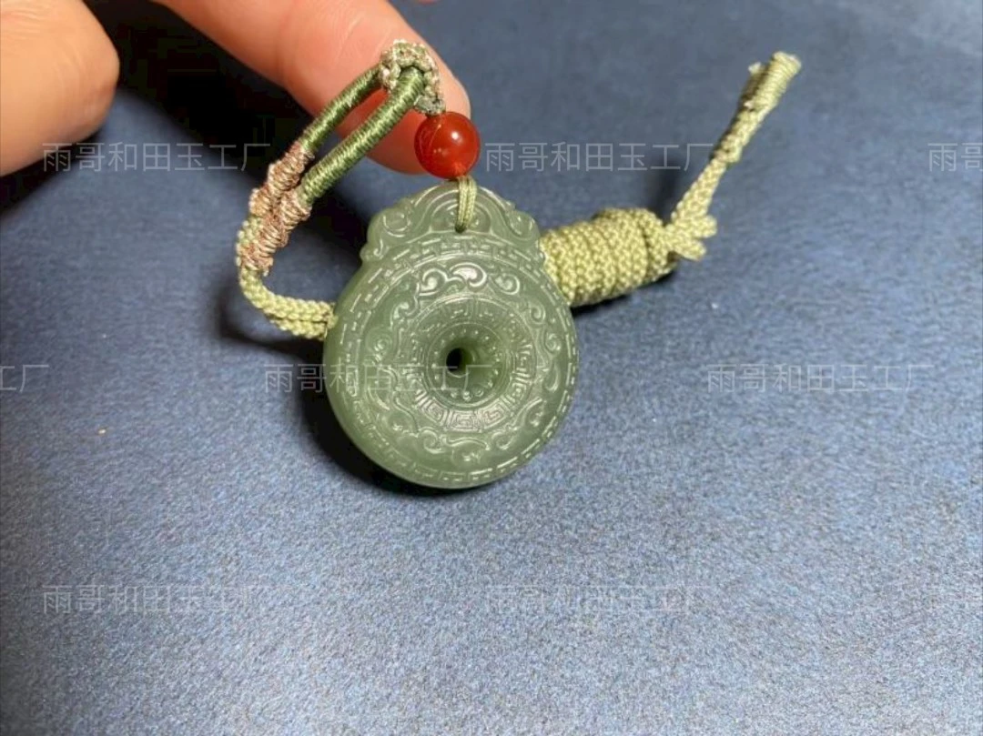 天然和田玉平安扣仿古玉坠男女款国风项链约30*25*10mm多样性发货