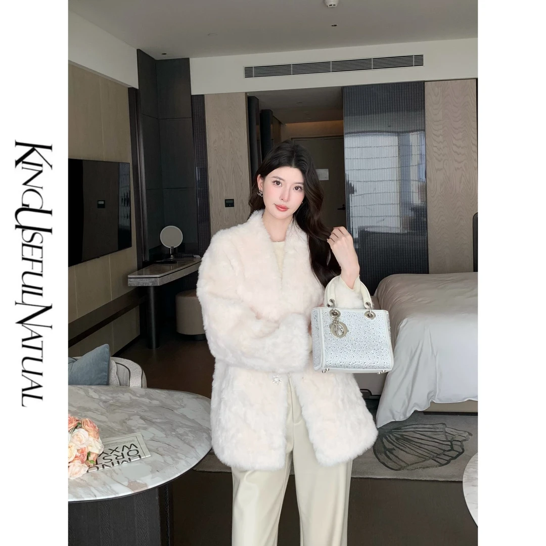 KUN【爱丽】出镜率up 秋冬时髦复合毛毛肌理披肩秋冬加厚米色外套