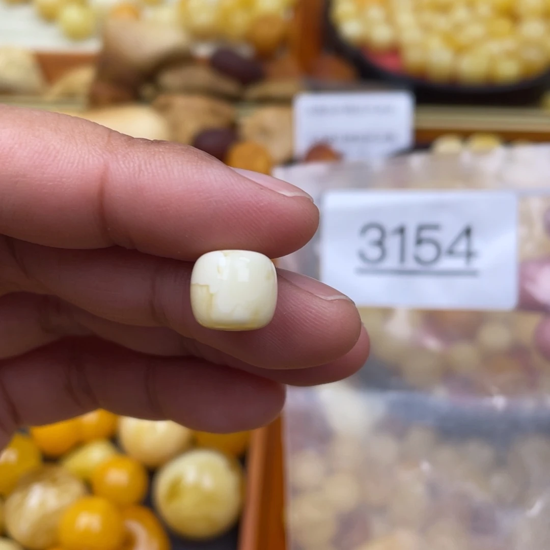 琥珀珠宝奇石未镶嵌10.7 花粉