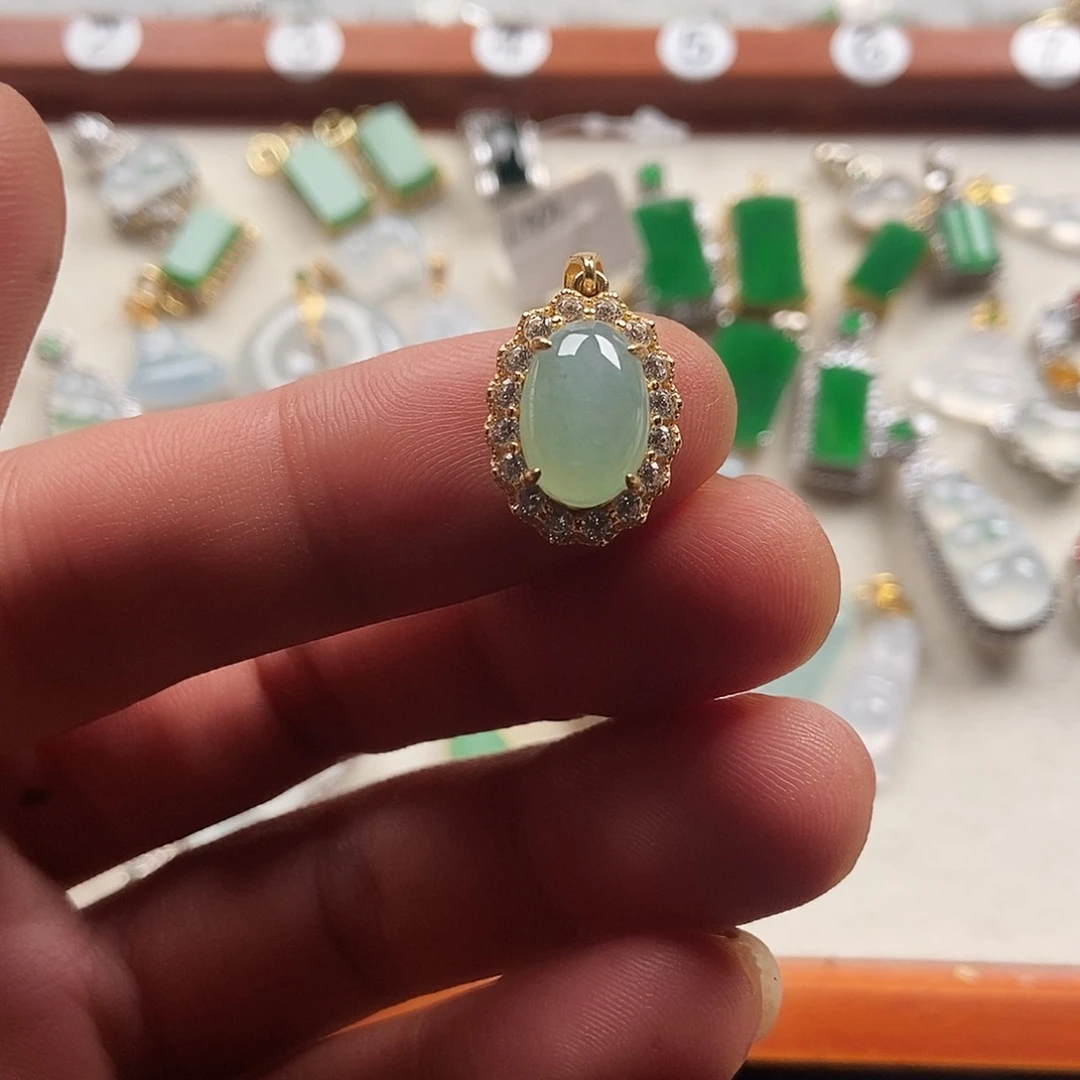 翡翠银S925镶嵌颈饰