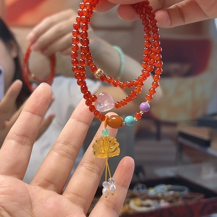 琥珀未镶嵌裸石手串