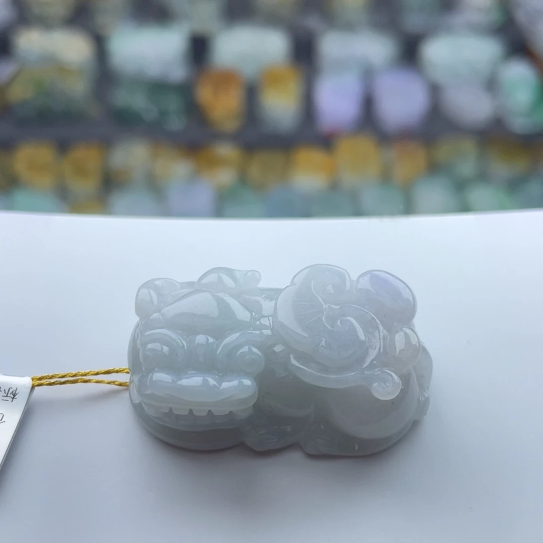 翡翠颈饰未镶嵌貔貅