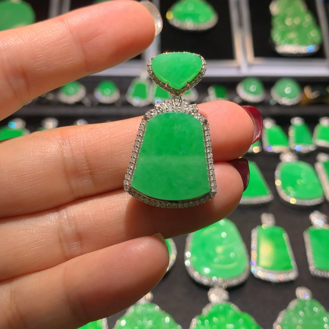 翡翠18K金镶嵌吊坠(不含链)