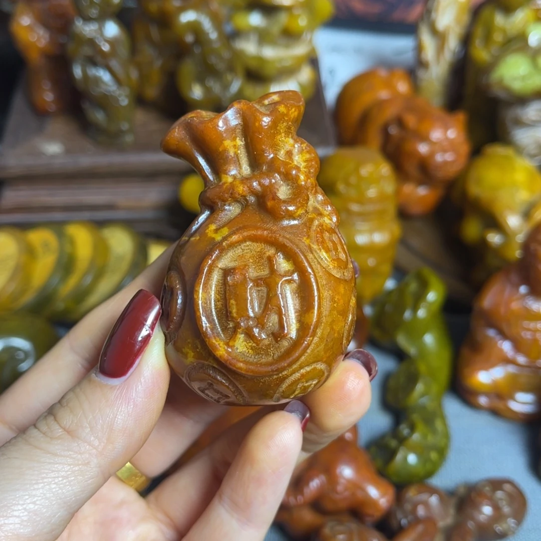 蛇纹石玉合金颈饰