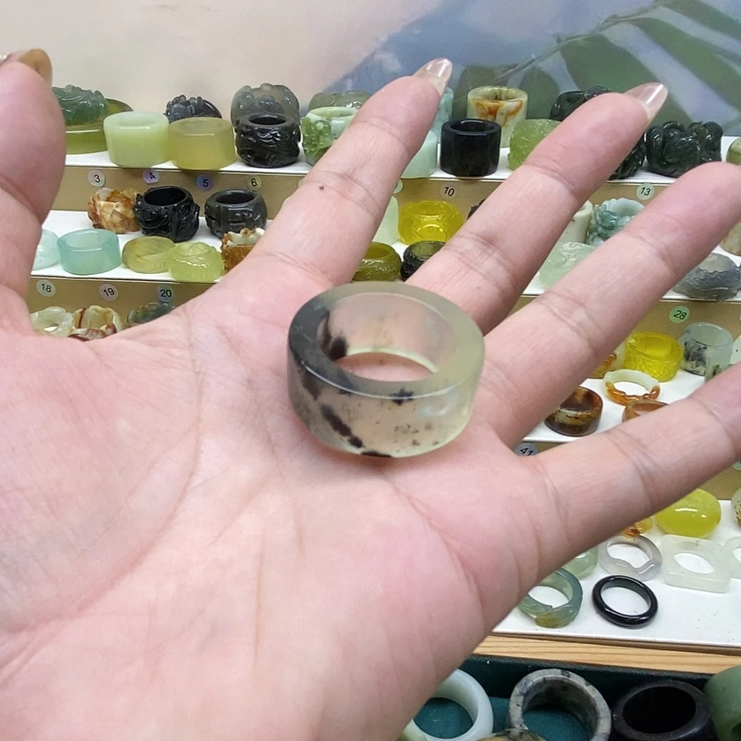 *****岫玉未镶嵌天然玉石戒指
