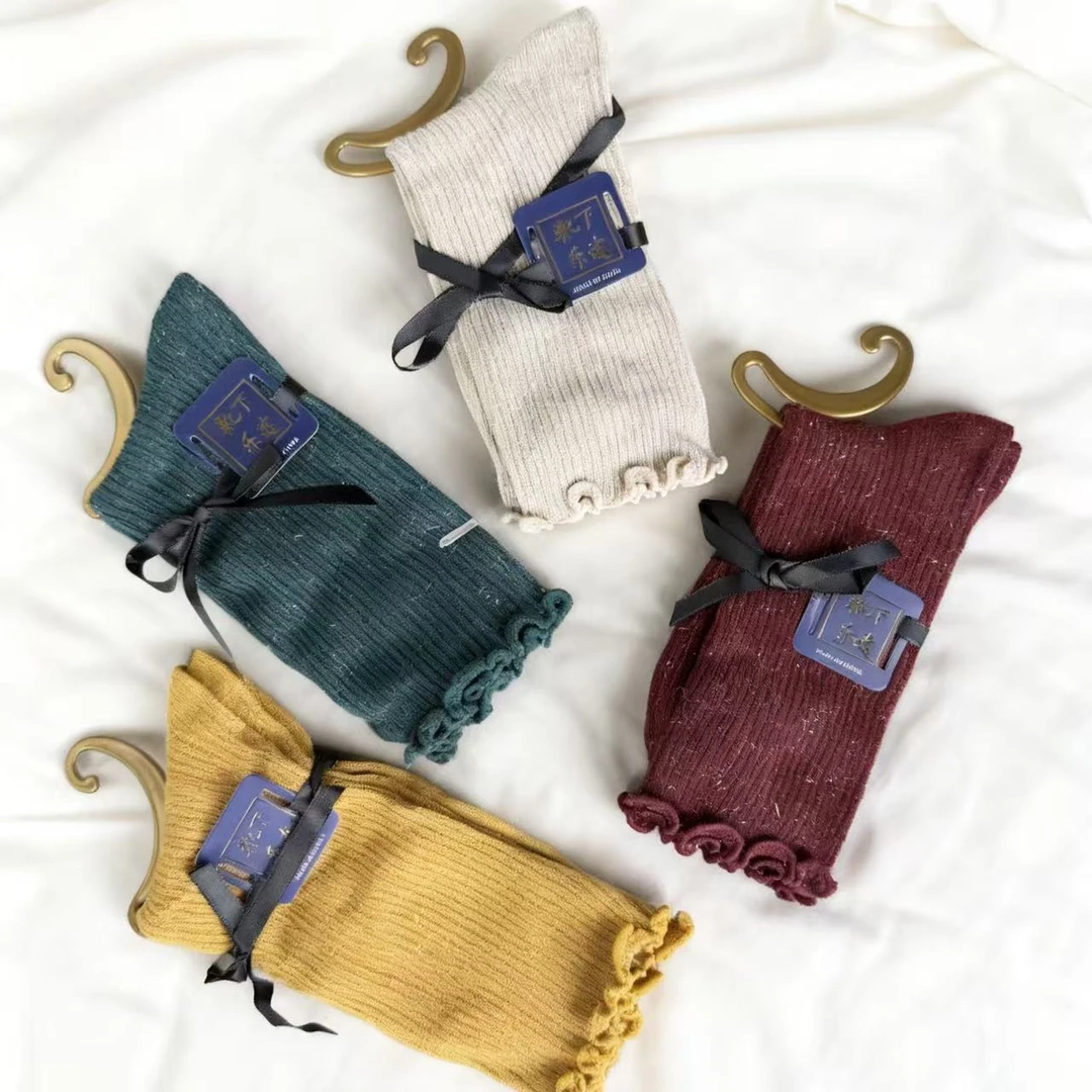 纯色木耳边常规款四季通用休闲百搭时尚网红中筒袜