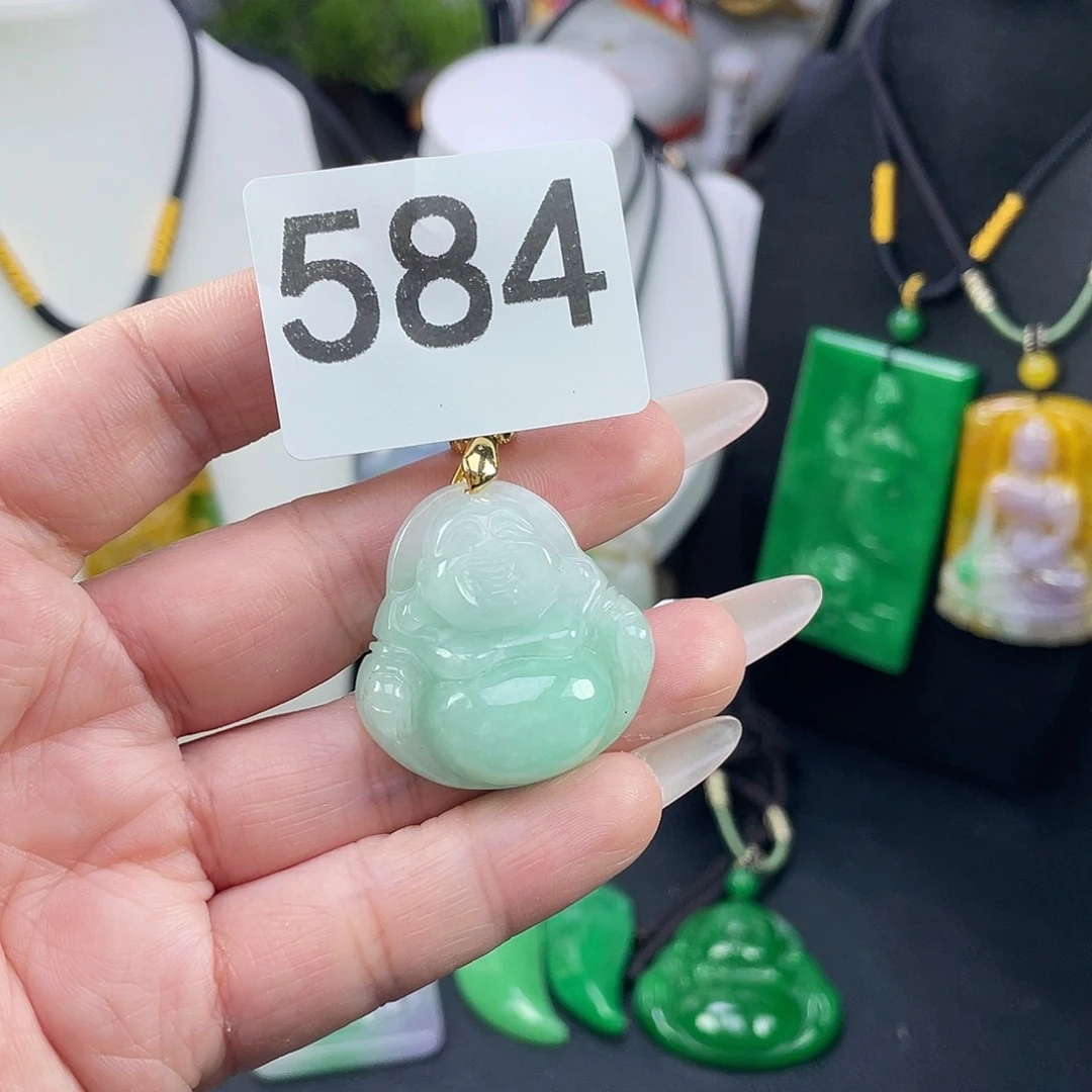 吊坠(赠链)未镶嵌翡翠