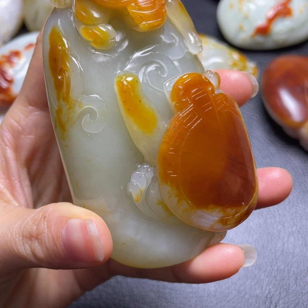 工***长和田玉未镶嵌颈饰