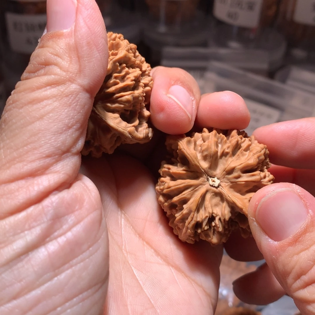 吊坠文玩核桃44满天星