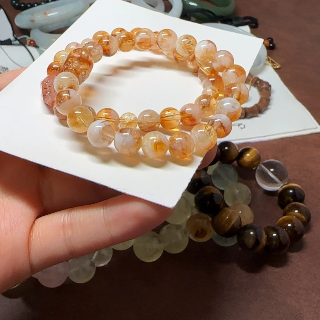 合金颈饰水晶黄塔晶