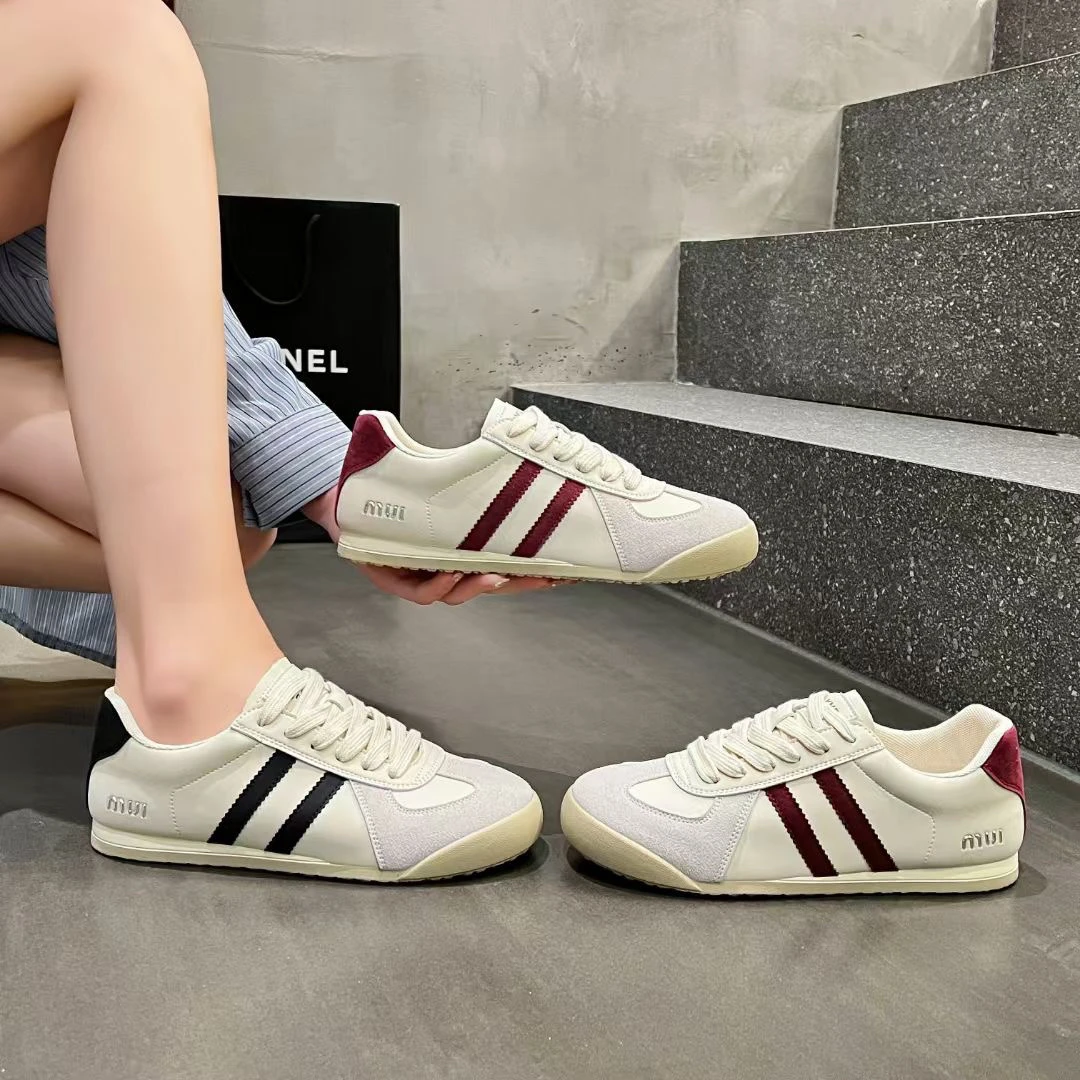 时尚德训鞋女春秋休闲阿甘鞋轻便透气跑步学车鞋软底韩版时尚