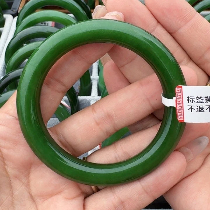 未镶嵌手镯和田玉(碧玉)