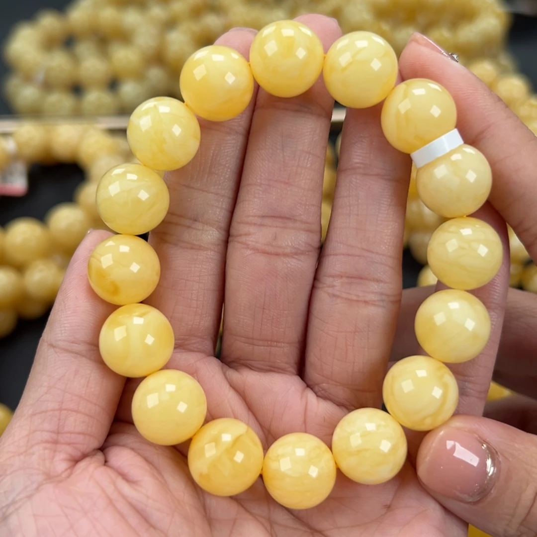 琥珀未镶嵌手链23.2克