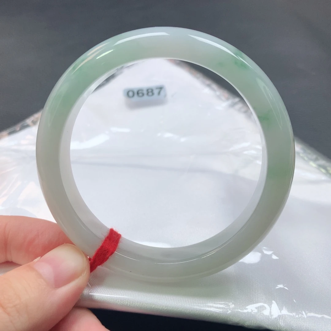 翡翠手镯未镶嵌0687号