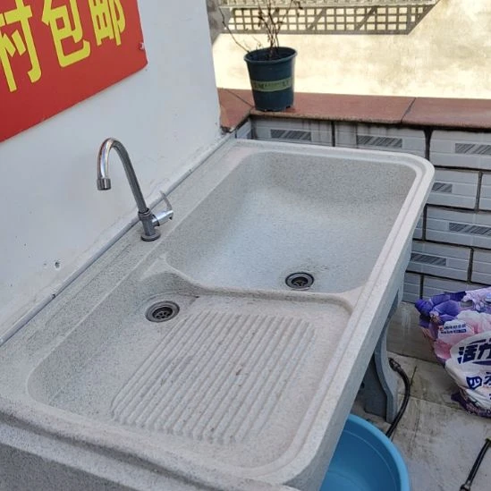 1m的石英石洗衣池灰色。