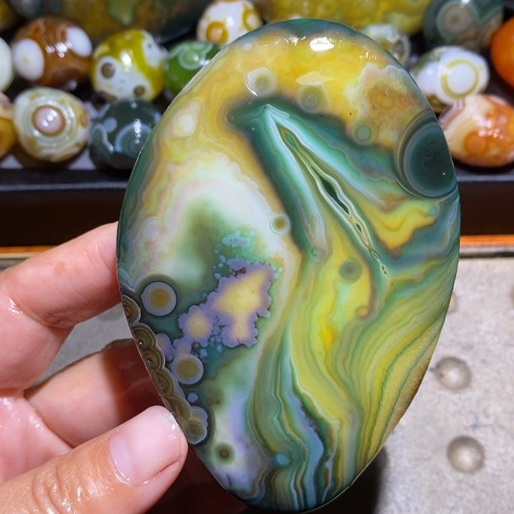 未镶嵌玛瑙/玉髓珠宝半成品171