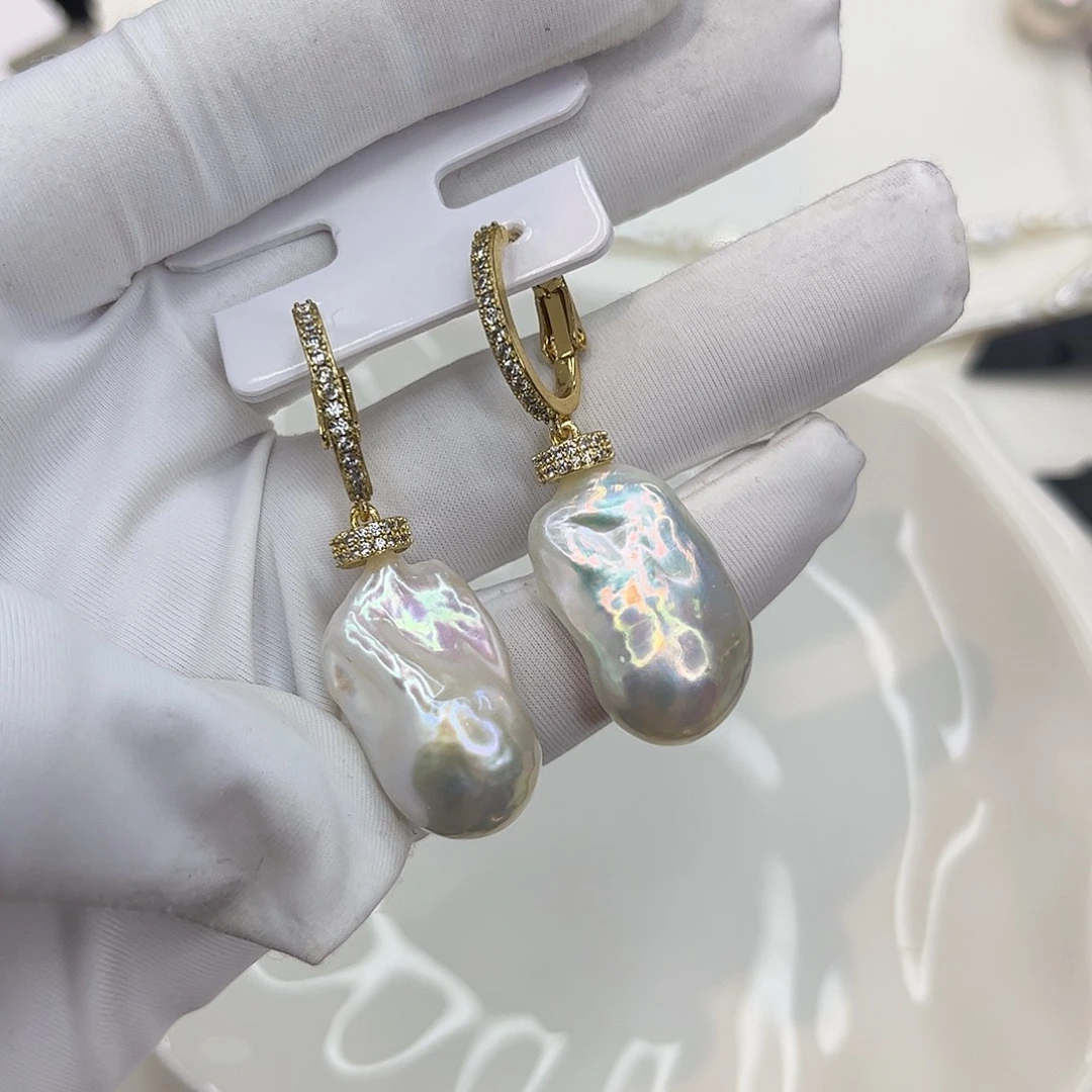 淡水珍珠耳饰合金