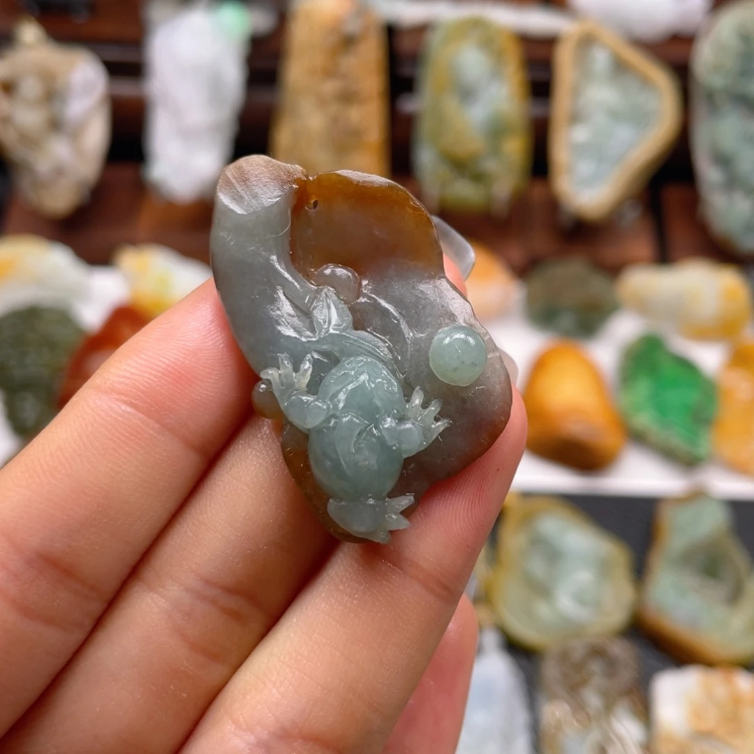 定制翡翠未镶嵌翡翠