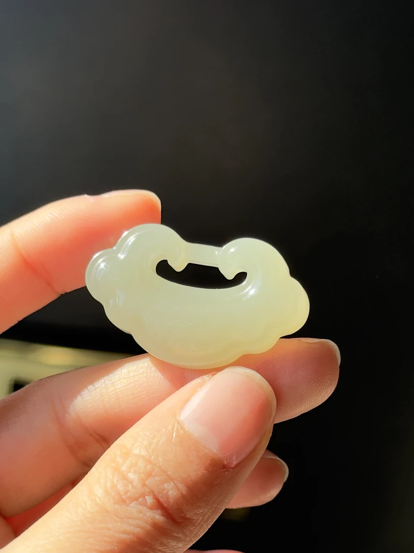 g030青海冰晴水如意平安锁和田玉吊坠