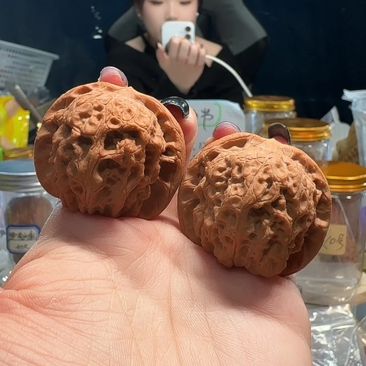 桃核吊坠血麒麟40尺