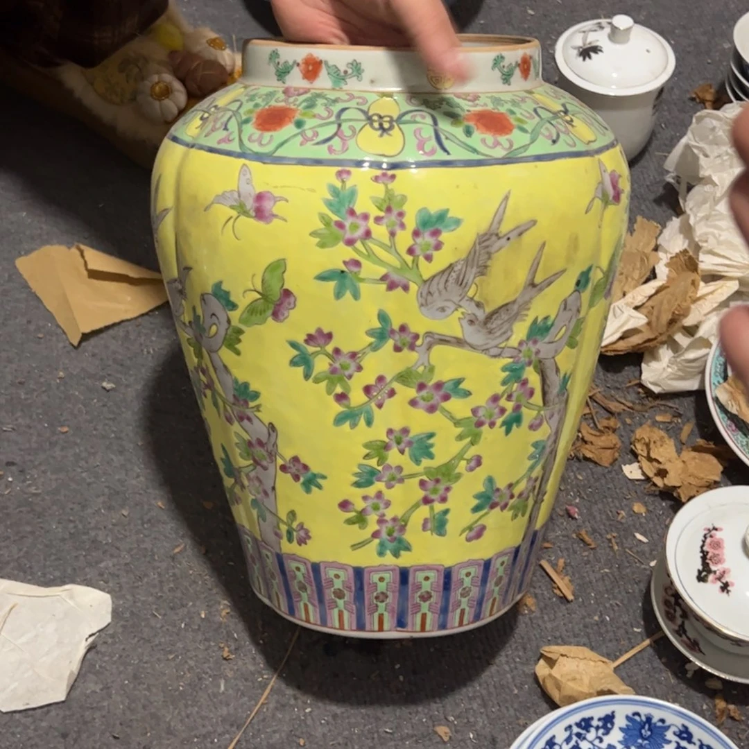 小***莐其他陶无盖 手绘罐子