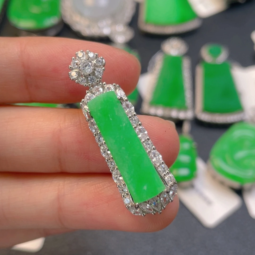 翡翠银S925镶嵌颈饰