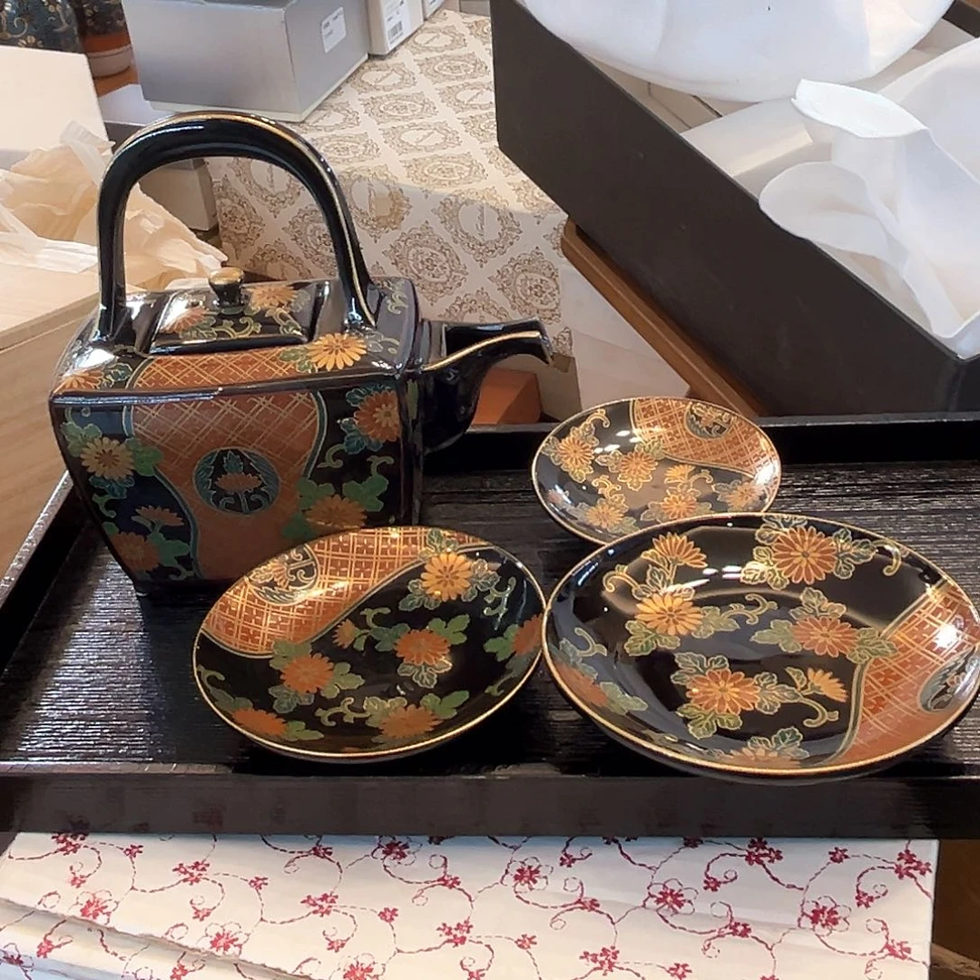 盖碗在家门口看到的小伙伴的