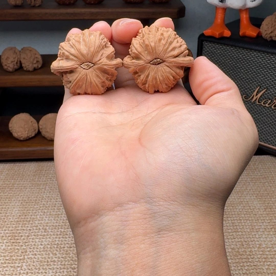 文玩核桃把件4111闷白