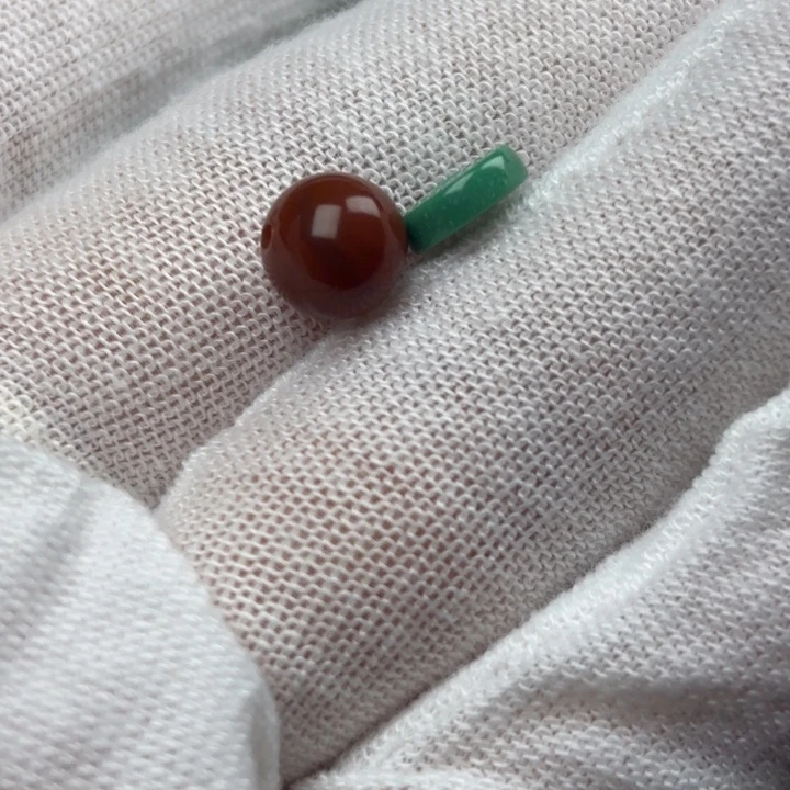 未镶嵌南红玛瑙珠宝奇石