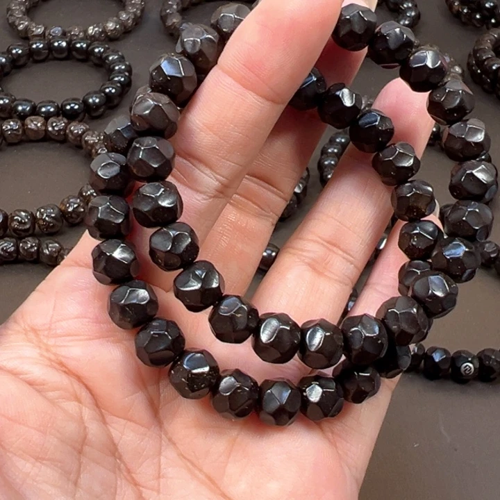 贝****椰蒂手串9x8无相52颗椰蒂