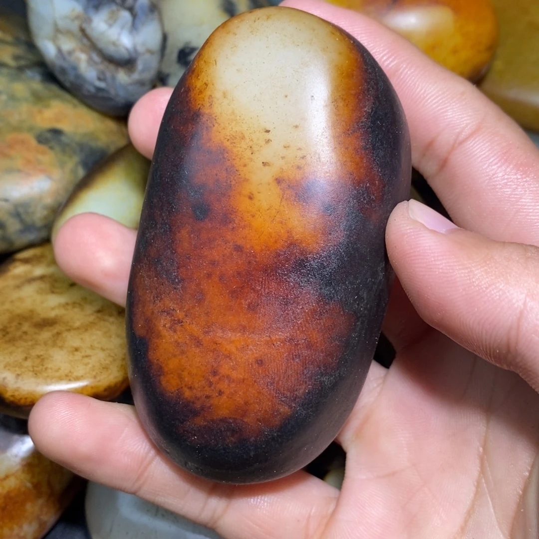 和田玉未镶嵌珠宝奇石