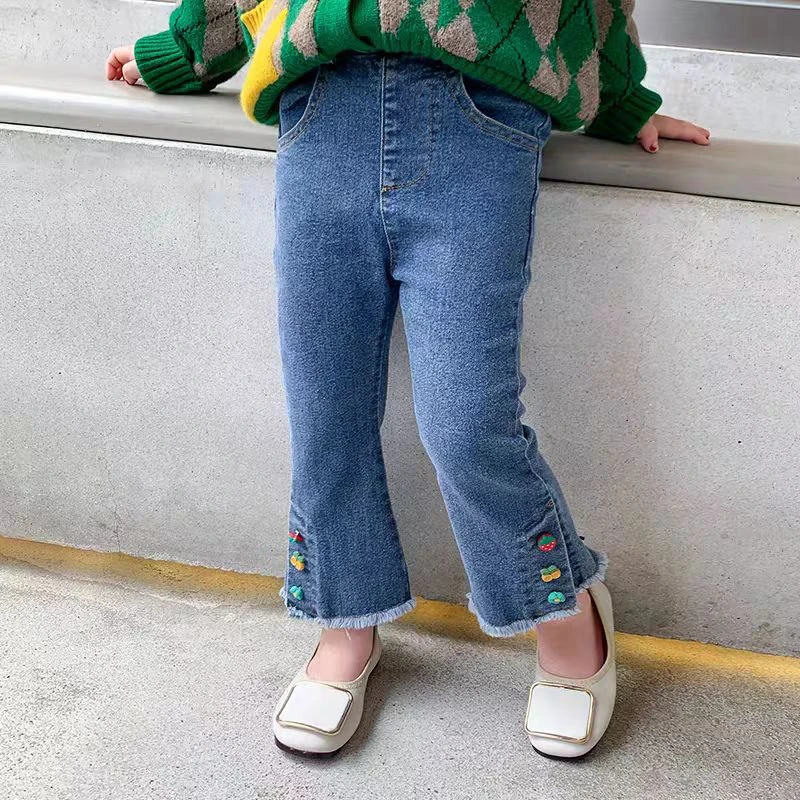 A02女童洋气花边小花牛仔裤