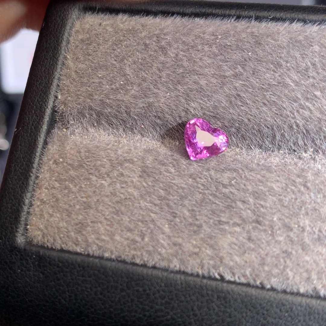 蓝宝石裸石1.025ct