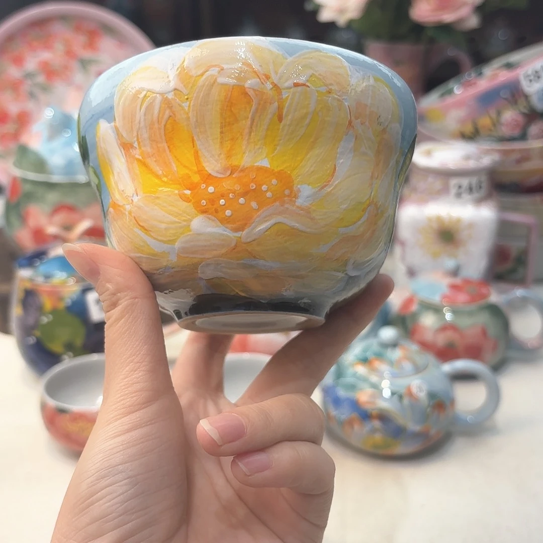 瓷片兔兔好可爱呀