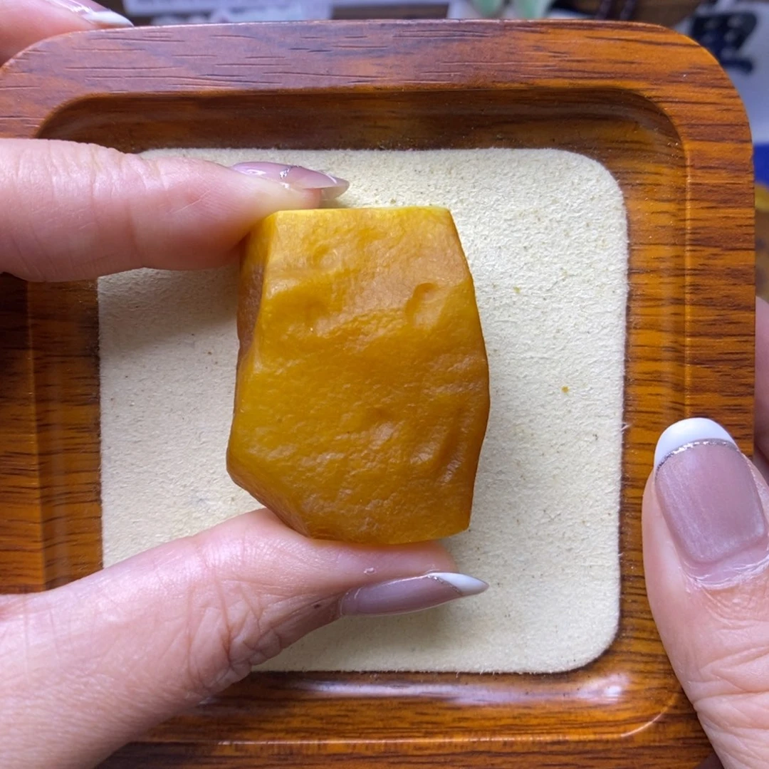 未镶嵌定制琥珀敏