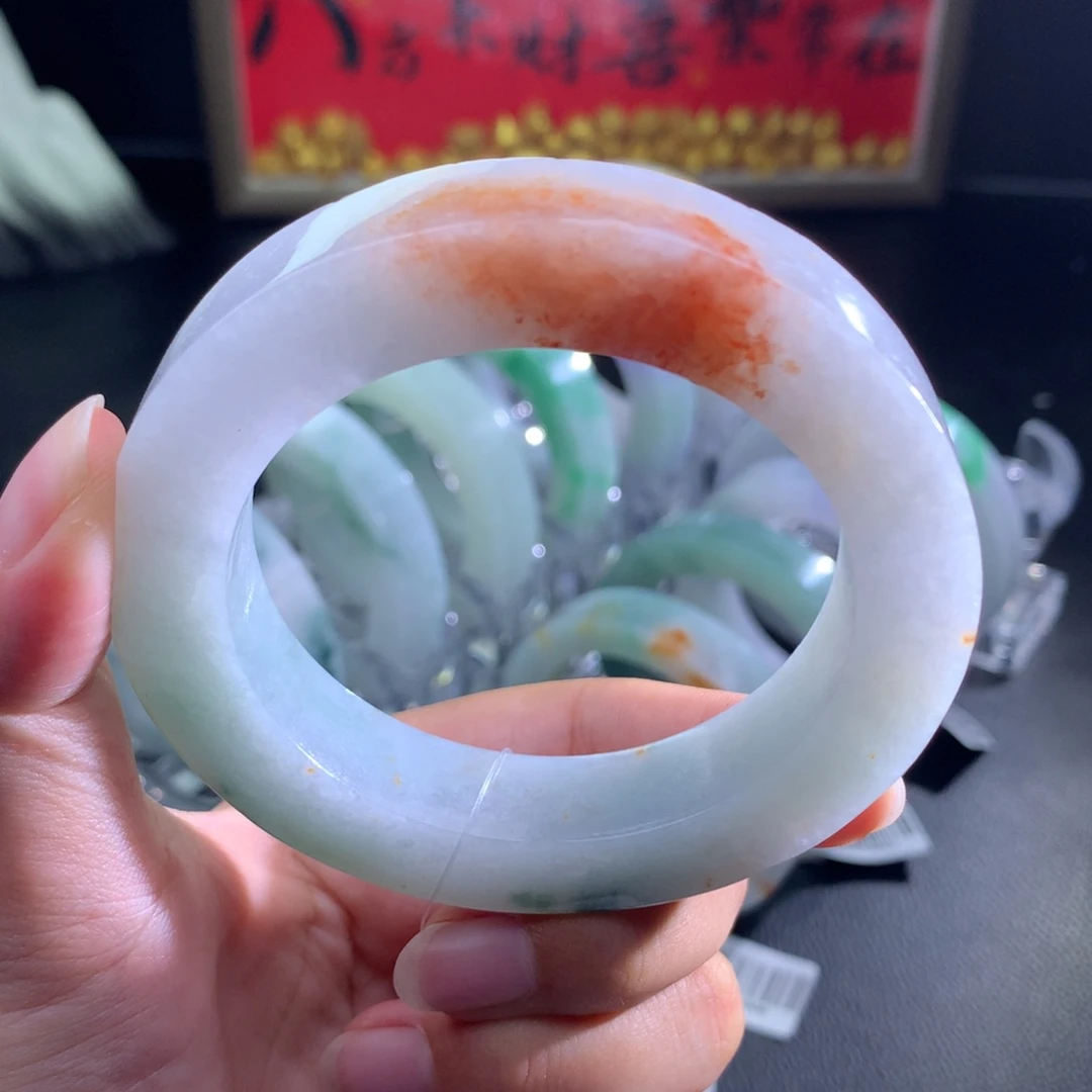 定制翡翠未镶嵌翡翠手镯