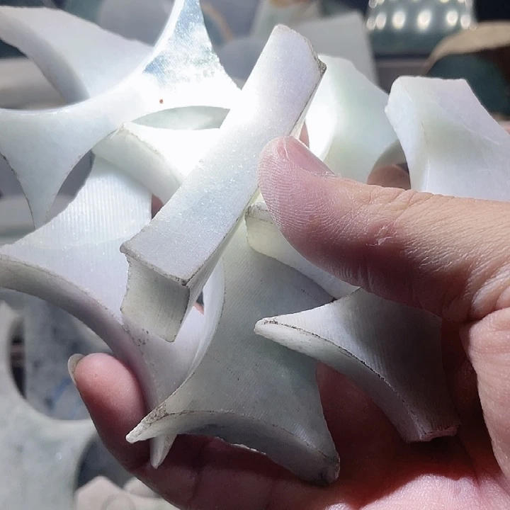 翡翠未镶嵌颈饰翡翠片料