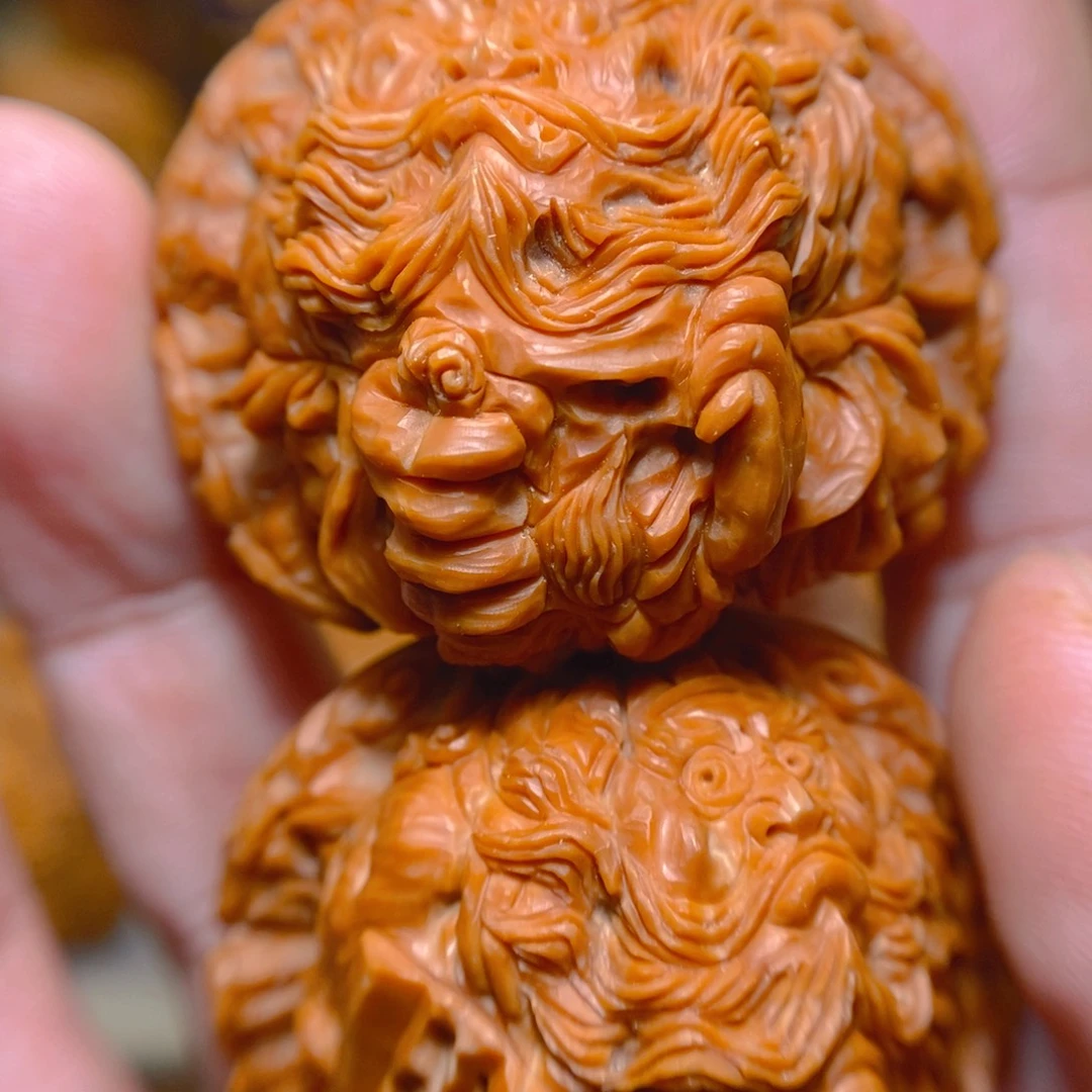 文玩核桃把件纯手工雕刻五鬼运财