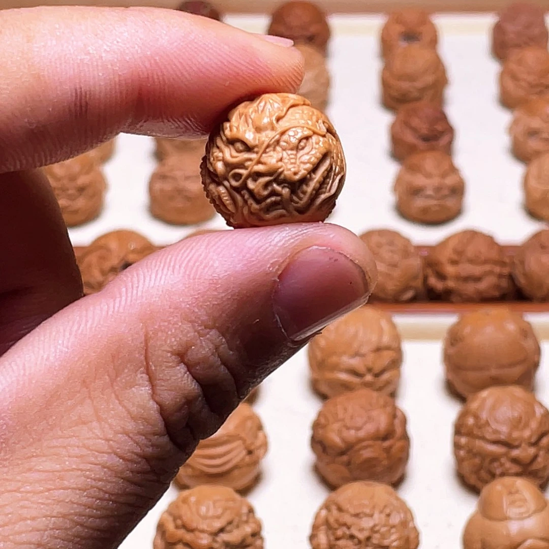 猴头核桃把件?17左右猴头核桃