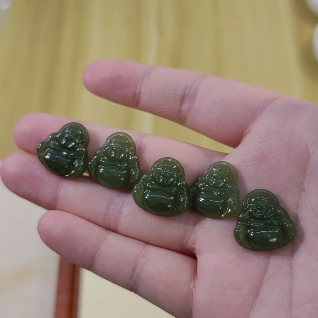 颈饰未镶嵌和田玉天然和田玉湖水绿小佛公×1