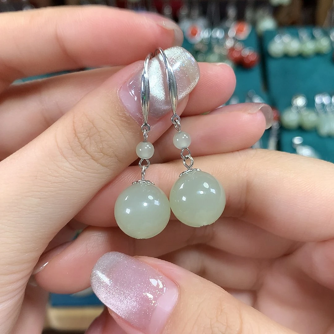 和田玉银S925镶嵌耳饰天然卡12mm左右（冰晴水）