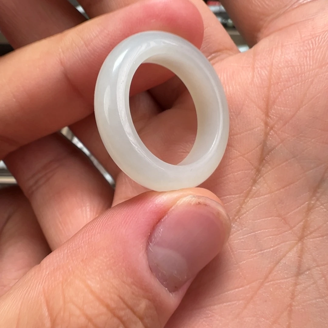 颈饰未镶嵌和田玉内径19.2mm