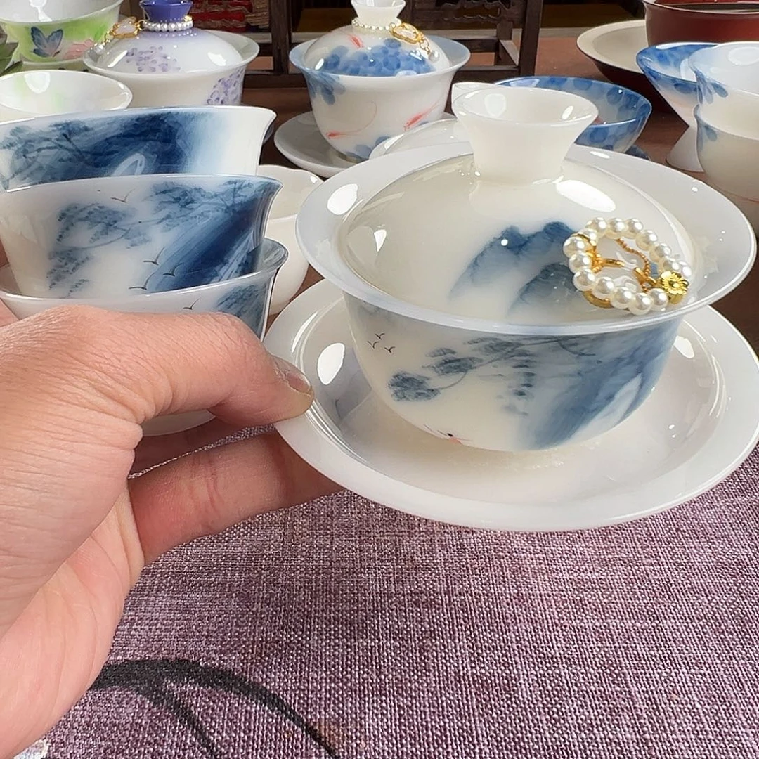 盖碗陶采用优质瓷土制作