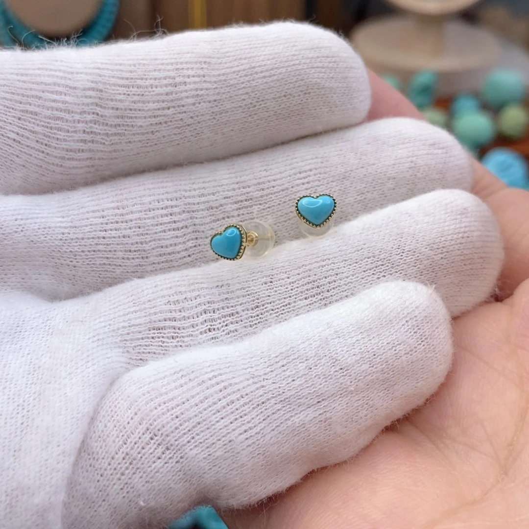 18K金镶嵌绿松石珠宝奇石