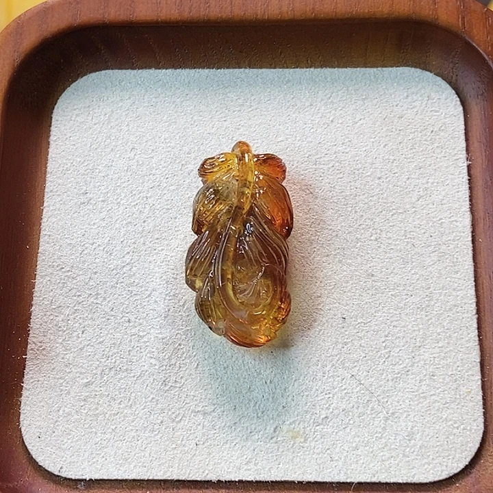 蜜蜡未镶嵌吊坠(不含链)