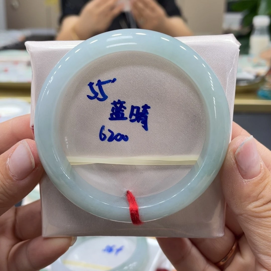 未镶嵌手镯翡翠翡翠