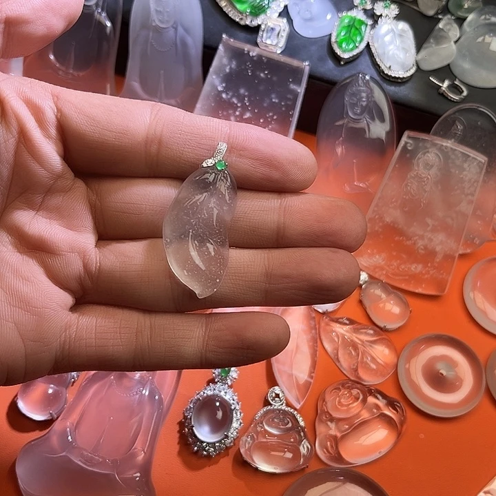 石英质玉银S925镶嵌颈饰