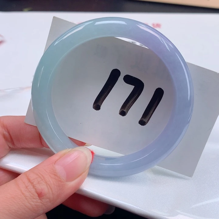 翡翠手镯未镶嵌正