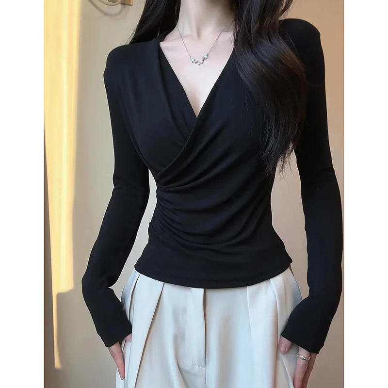 大码黑色交叉v领长袖t恤女春秋胖mm收腰遮肚子内搭打底衫上衣
